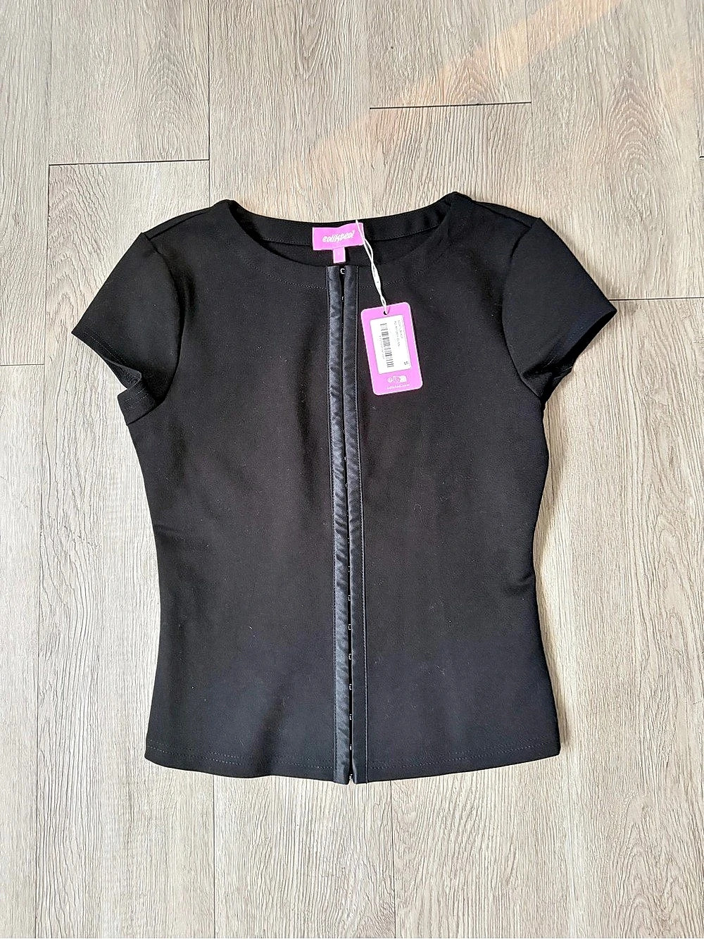 Edikted Black Short Sleeve fitted Top NWT